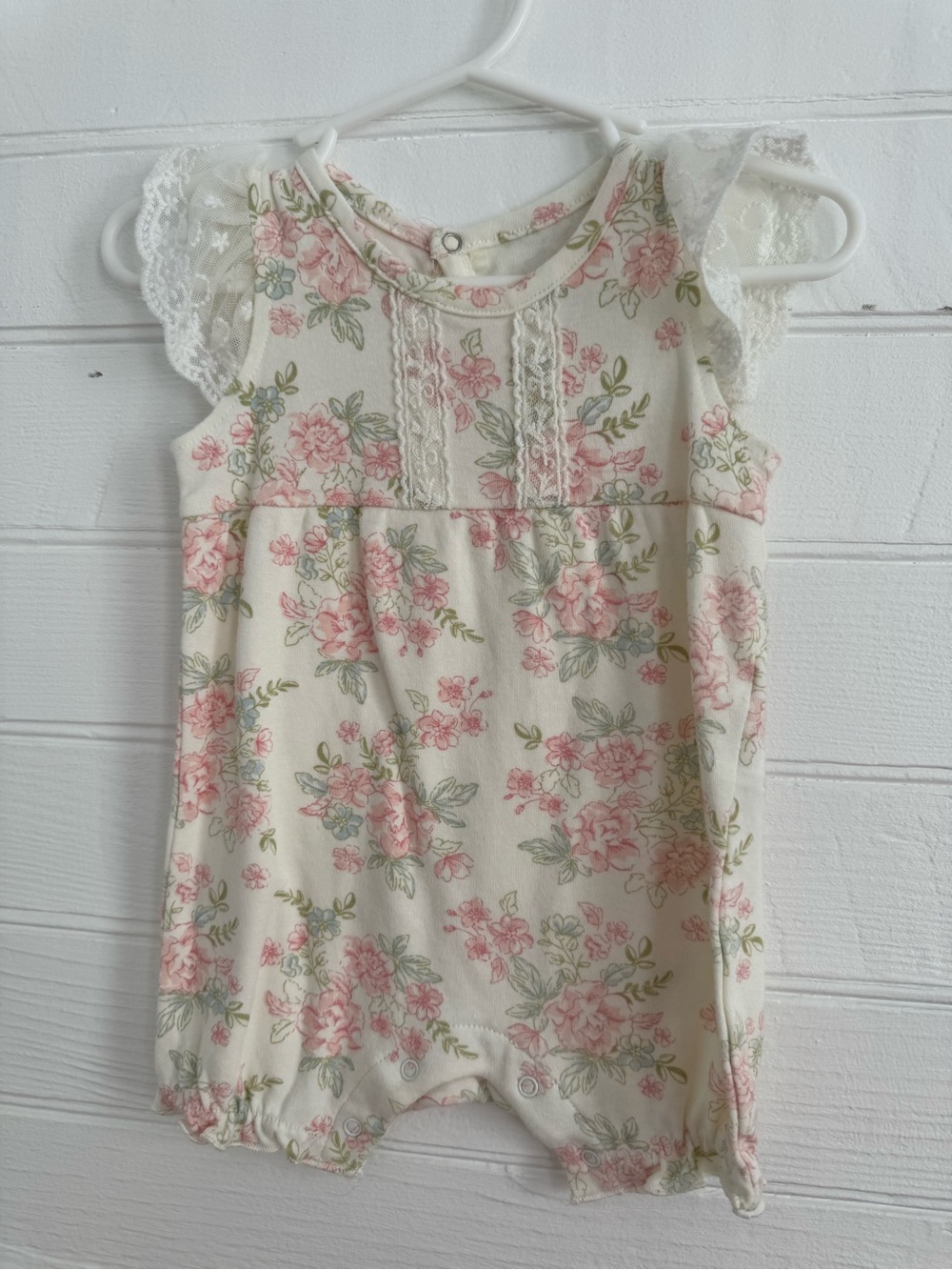 Kyle & Deena Cream Floral Baby Romper - 9-12M